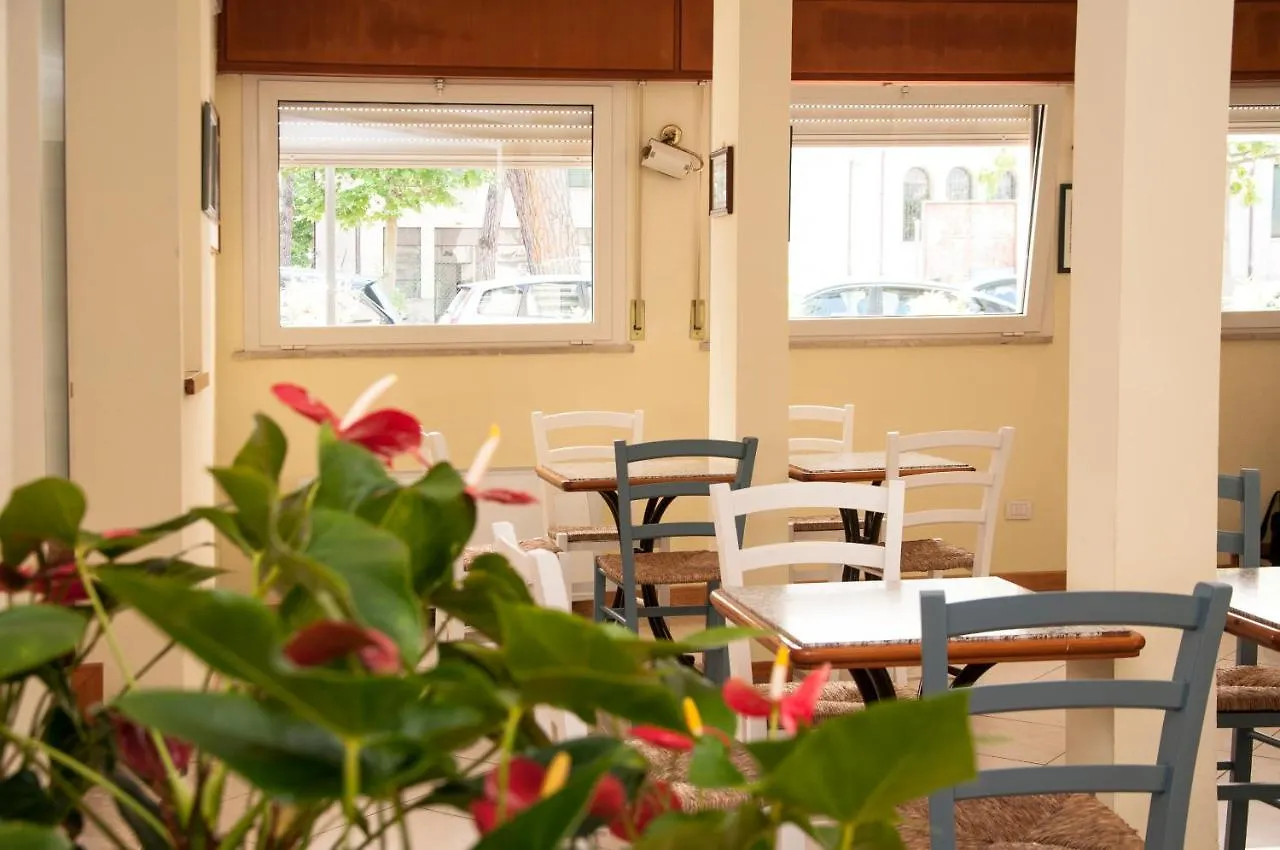 Hotel Rugantino Cesenatico İtalya