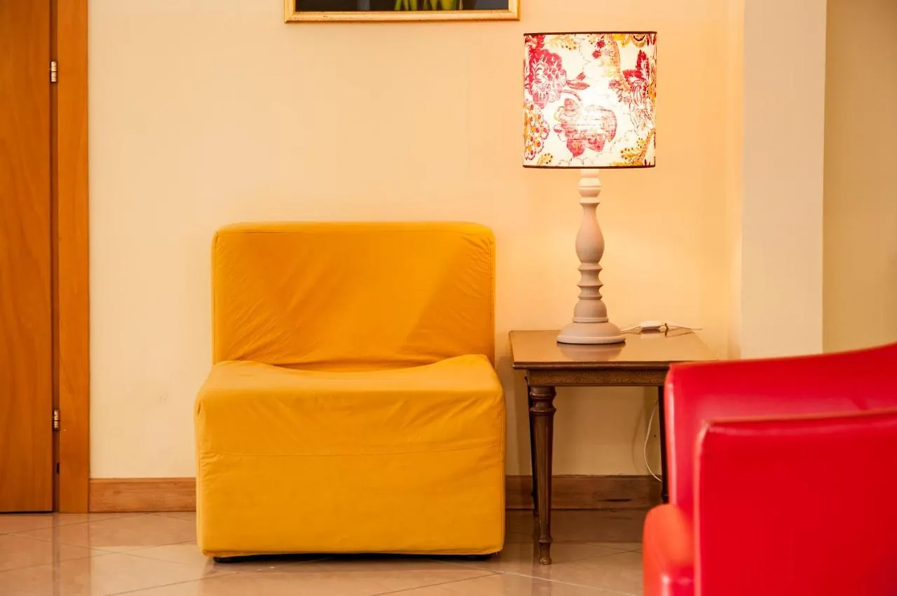 Hotel Rugantino Cesenatico 3*,  İtalya