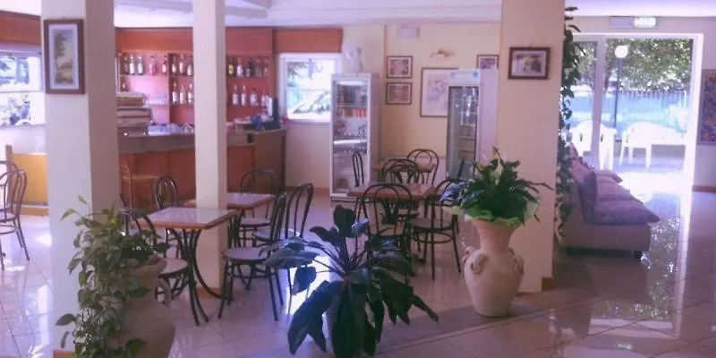 Hotel Rugantino Cesenatico 3*,